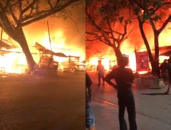 Kios di Depan SPBU Tapak Kuda Ludes Dilalap Sijago Merah