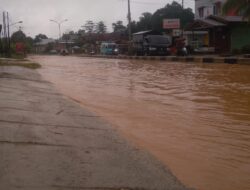 Hujan Deras di Kendari, Jalan Langsung Terendam Banjir