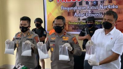 Diupah 50 Juta, Tiga Pengedar Lintas Provinsi Diringkus Polisi, Barang Bukti 2,5 Kg Sabu Disita