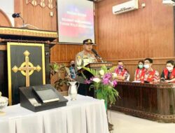 Jalin Silaturahmi, Kapolresta Kendari Sambangi Gereja