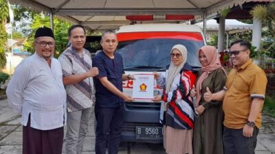 DPD Gerindra Berikan Bantuan 1 Unit Ambulance Untuk Masyarakat Wakatobi   