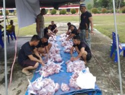 Batalyon C Pelopor Brimob Polda Sultra Salurkan 450 Paket Kurban di Totallang