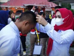 Wujudkan Relawan Tangguh, Titin KSK Berikan Motivasi para Calon Anggota PMR Konawe