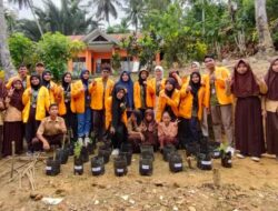 Kepsek SDN 2 Amosilu Apresiasi Program Penanaman Bibit Obat Mahasiswa KKN Reguler UHO