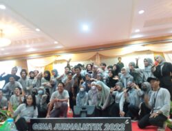 Laboratorium Jurnalistik UHO Sukses Gelar Malam Puncak Gema Jurnalistik 2022