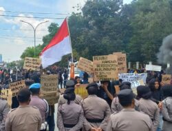 3 Tahun Kematian Randi dan Yusuf, Mahasiswa Kembali Geruduk Polda Sultra 