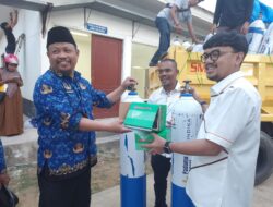 Kadin Sultra Kembali Salurkan Puluhan Tabung Oksigen dan Regulator di RSUD Kendari