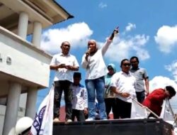 Puluhan Buruh Unjuk Rasa di Kantor DPRD Konawe, Ulfiah: Kita Kawal Sampai Direalisasikan
