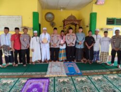 Polresta Kendari Gelar Safari Jumat dan Bhakti Kesehatan di Masjid Nurul Askar