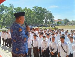 Geram Lihat Ulah PPPK Saat Apel, Pj Bupati Konawe Beri Teguran di Atas Podium