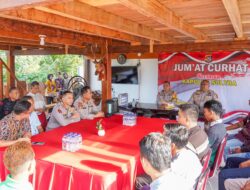 Peternak Ayam Apresiasi Kapolda Sultra Gelar Jumat Curhat di Desa Alebo