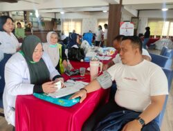 Peringati Hari Kenaikan Yesus Kristus, Anton Timbang Galang Aksi Donor Darah