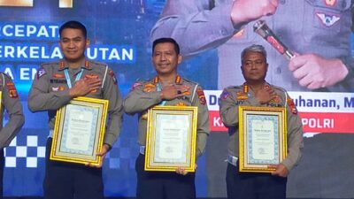 Dirlantas Polda Sultra Raih Penghargaan Kakorlantas Polri atas Upaya dan Pencapaian Realisasi PNBP