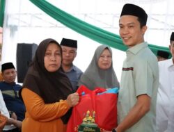 Safari Ramadhan di Landawe, Wabup Konut Dan Ketua DPRD Kembali Salur Bantuan Dana Rumah Ibadah dan Paket Sembako