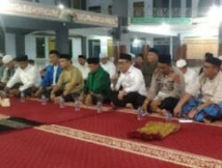 Pj Bupati Konawe Pimpin Takbir Akbar di Masjid Agung Babussalam Unaaha