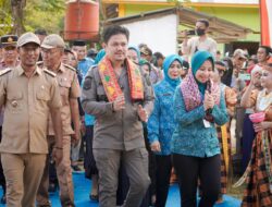 Bupati Koltim Hadir di Desa Lalombai Uluiwoi