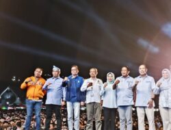 Lautan Manusia di Deklarasi ASR – Hugua, Sambut Bakal Calon Gubernur dan Wakil Gubernur Sultra