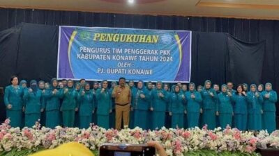 Dorong Pengembangan UMKM, Pj Bupati Konawe Kukuhkan TP-PKK