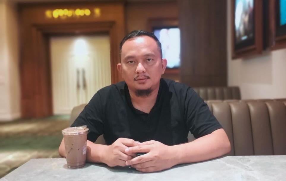 Ketgam: Ketua LSM Lacak Konut, Suhardin.