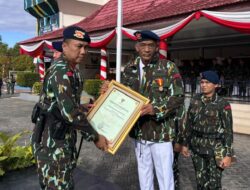 HUT Brimob Polri ke-79, Wakapolda Sultra dan Kades Asemi Nunulai Dapat Penghargaan Warga Kehormatan