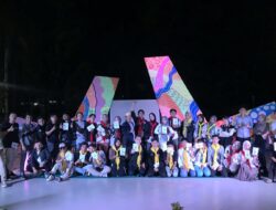 UKM-Seni Launching Buku Antologi Puisi, Warek III IAIN Kendari Beri Apresiasi