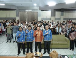 Ratusan Mahasiswa UHO Antusias, Bupati Yusran Kupas Tuntas Pentingnya Data dalam Pemerintahan