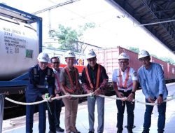 KAI Logistik Luncurkan 2 Rangkaian KA Kontainer Baru